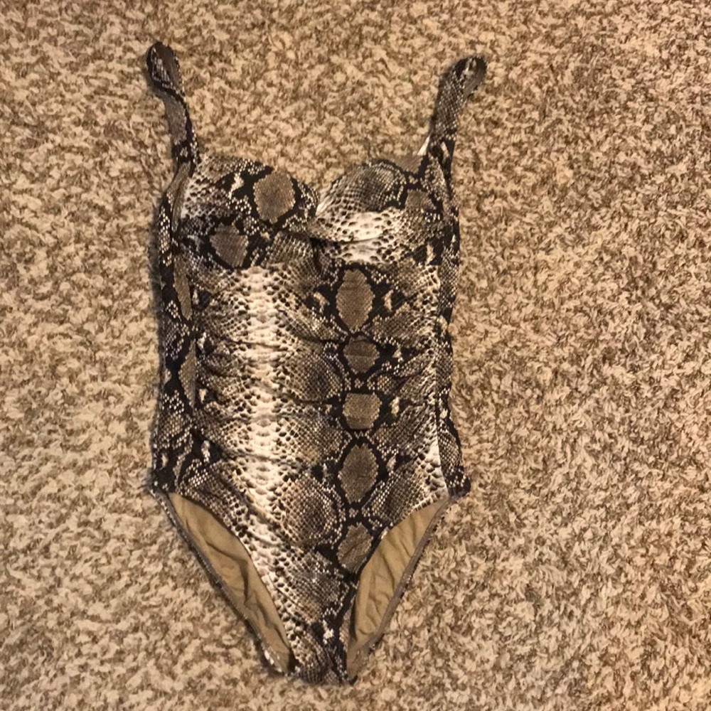 Snakeskin Print 1piece Swimsuit